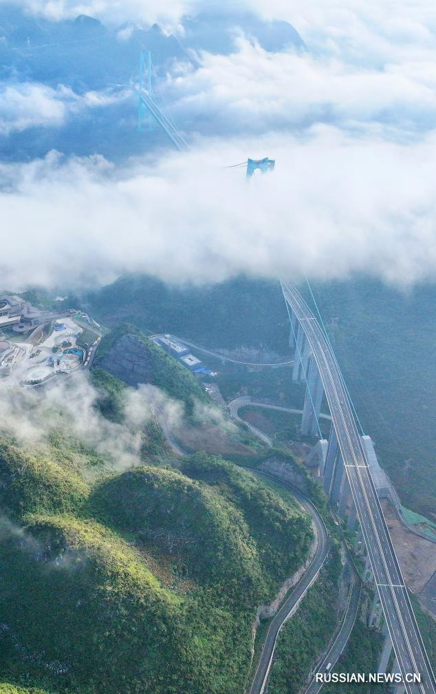9.29世界第一高桥贵州花江峡谷大桥建成通车3.jpeg