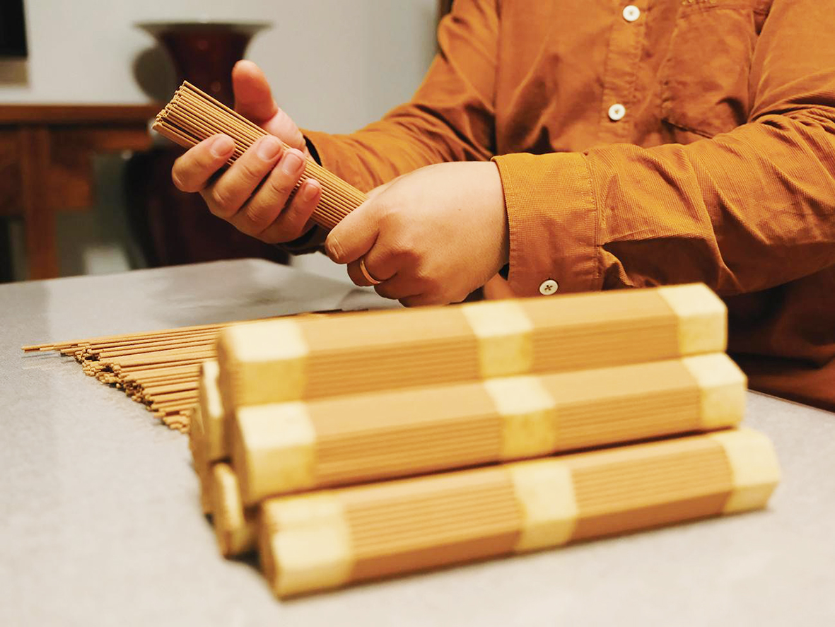 4 梁氏古法制香技艺 02.jpg