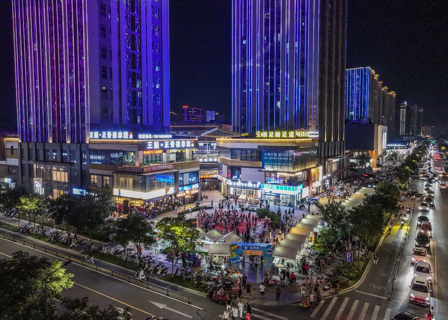 10.21 2025年前三季度,中国服务业增加值同比增长5.4%.jpeg