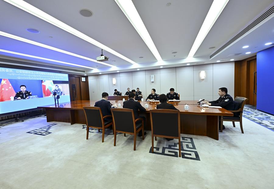 10.30公安部长王小洪同缅甸内政部长吞吞楠视频通话.jpg
