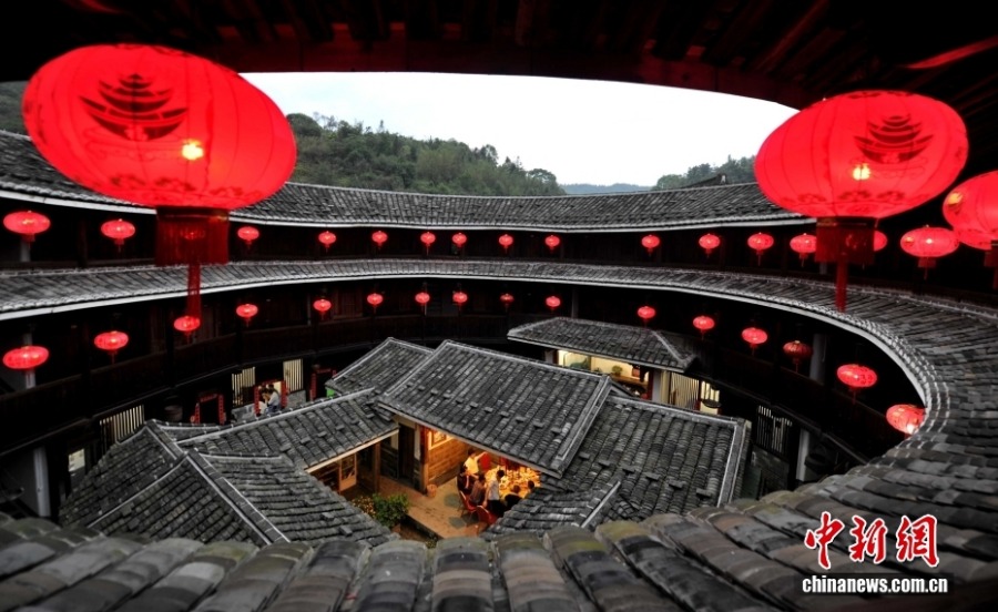12.3中国福建省客家族传统土楼3.jpg