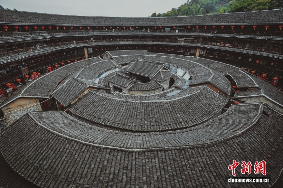 12.3中国福建省客家族传统土楼5.jpg
