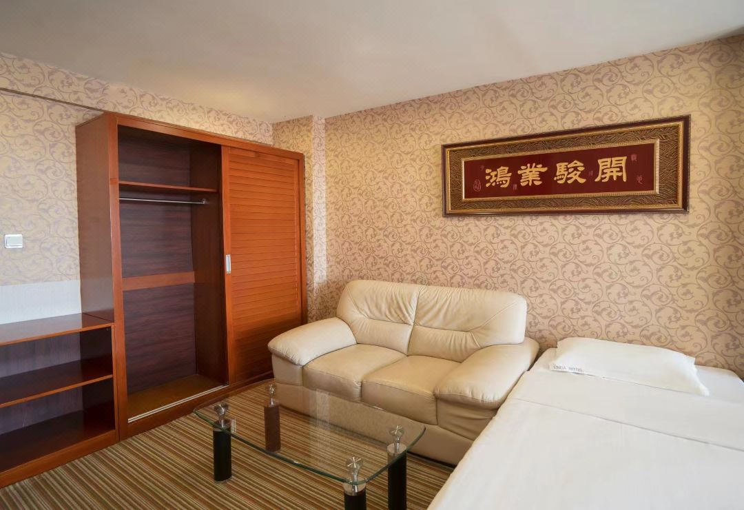 1mc7112000asjlw1q2EAE_W_1080_808_R5_D.jpg