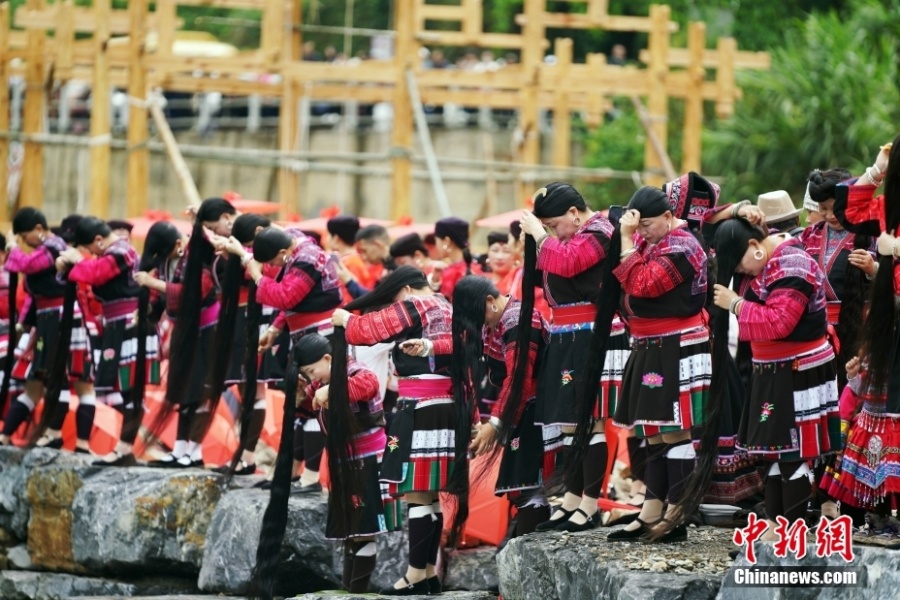FOREIGN1743407582742A2WH47B9PO.jpg