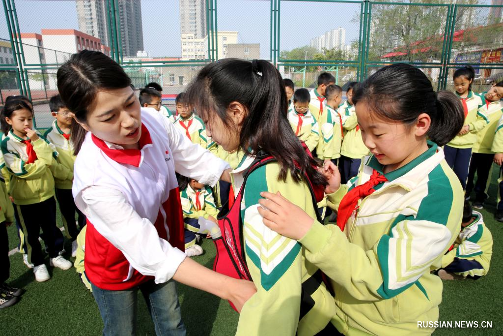 5.9学习急救知识迎接世界红十字日2.jpg