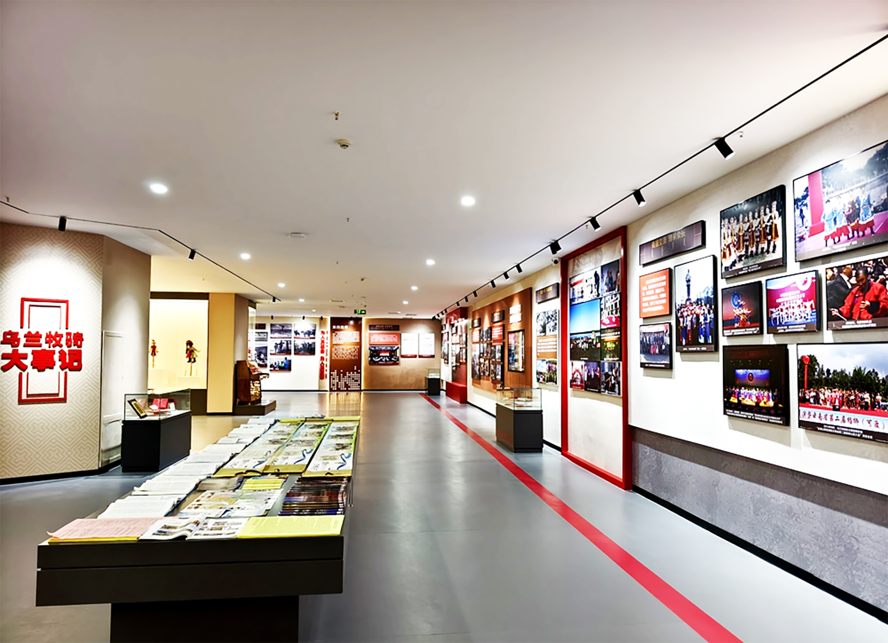 4.1 走进乌兰牧骑展馆 07.jpg