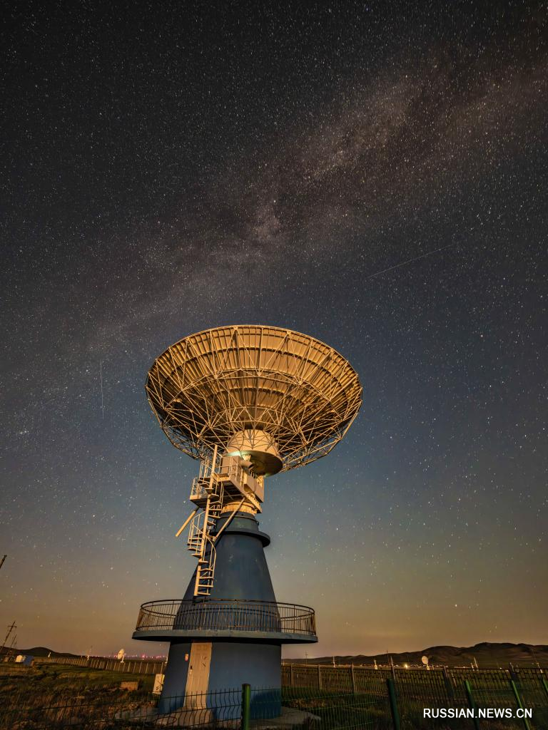 6.10星空下的草原天眼1.jpg