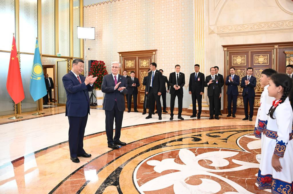 6.17习近平抵达阿斯塔纳出席第二届中国—中亚峰会6.jpeg