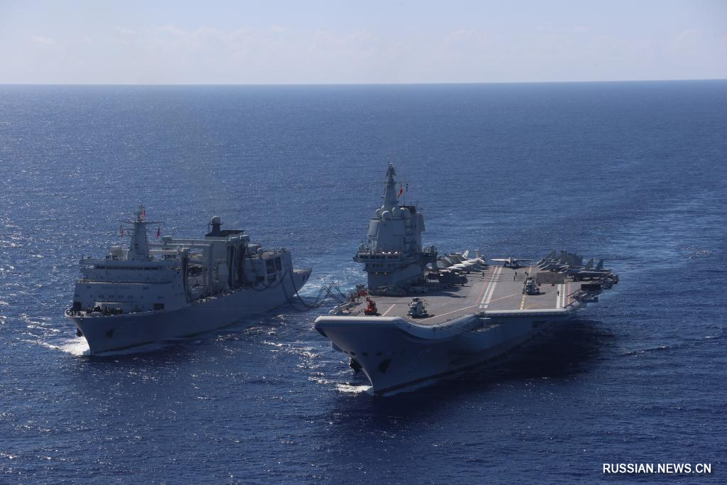 7.2双航母编队完成训练，返回母港6.jpg