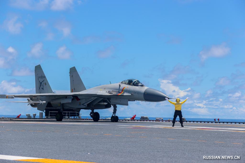 7.2双航母编队完成训练，返回母港10.jpg