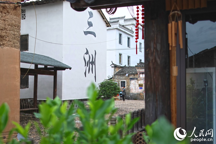 7.17行进中国丨千年古村“让”出好前景4.jpg