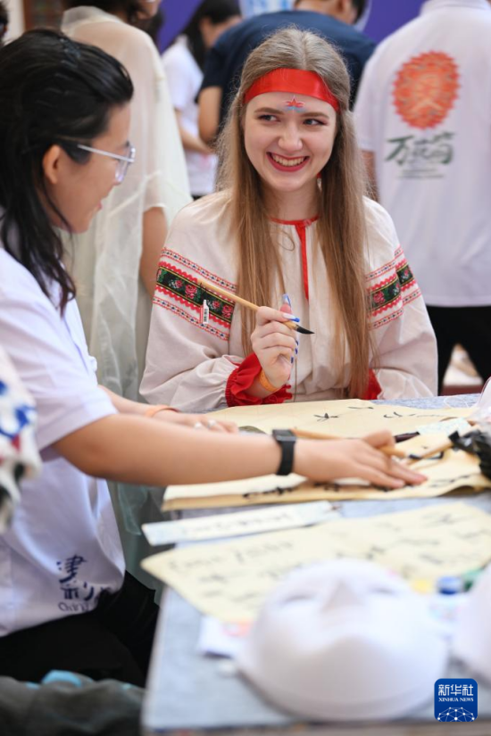 8.8上合学子共赴文化交流之旅7.png