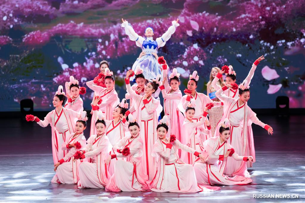 8.13中国与俄罗斯文化交响曲在黑河非物质文化遗产博览会上绽放.jpg