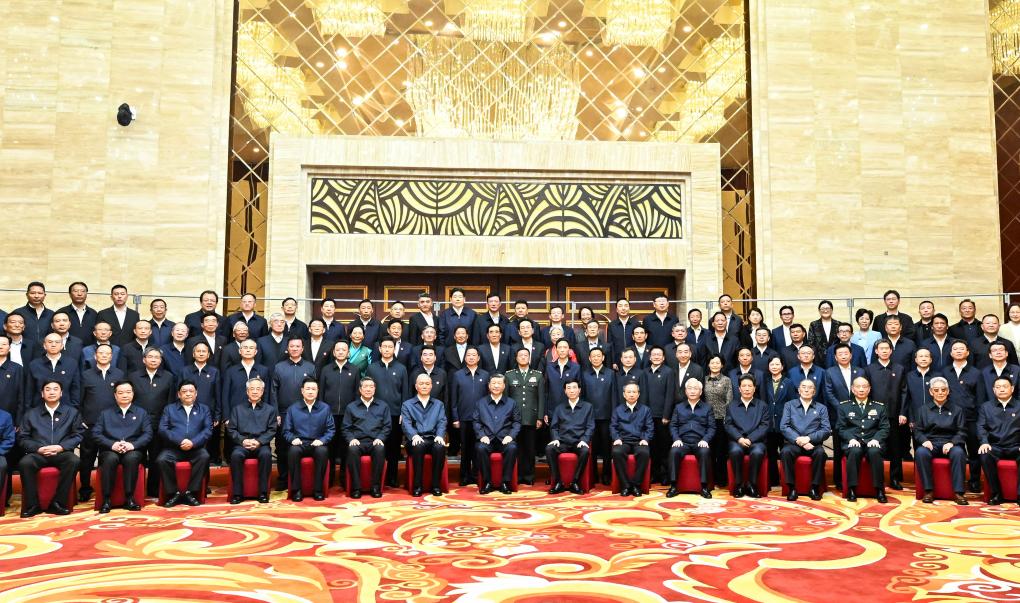 8.21习近平：全面贯彻新时代党的治藏方略 努力建设团结富裕文明和谐美丽的社会主义现代化新西藏3.jpeg