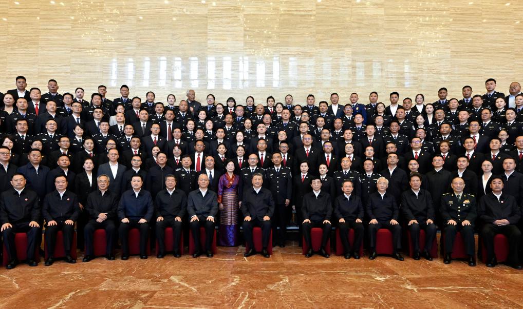 8.21习近平：全面贯彻新时代党的治藏方略 努力建设团结富裕文明和谐美丽的社会主义现代化新西藏4.jpeg