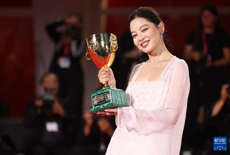 9.9第82届威尼斯电影节颁奖，辛芷蕾获最佳女演员！华语影史第三位！3.jpg