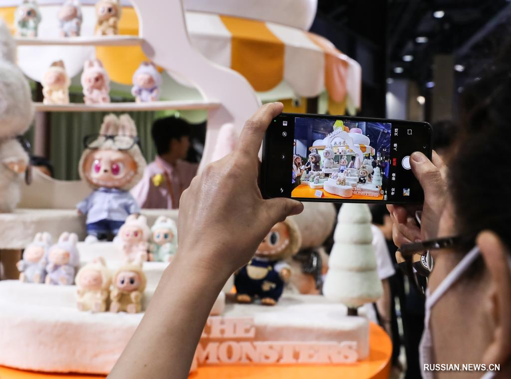 9.12 2025 年中国国际服务贸易交易会在北京开幕3.jpg