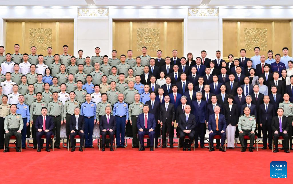 9.18习近平亲切接见中国人民抗日战争暨世界反法西斯战争胜利80周年纪念活动筹办工作各方面代表1.jpeg