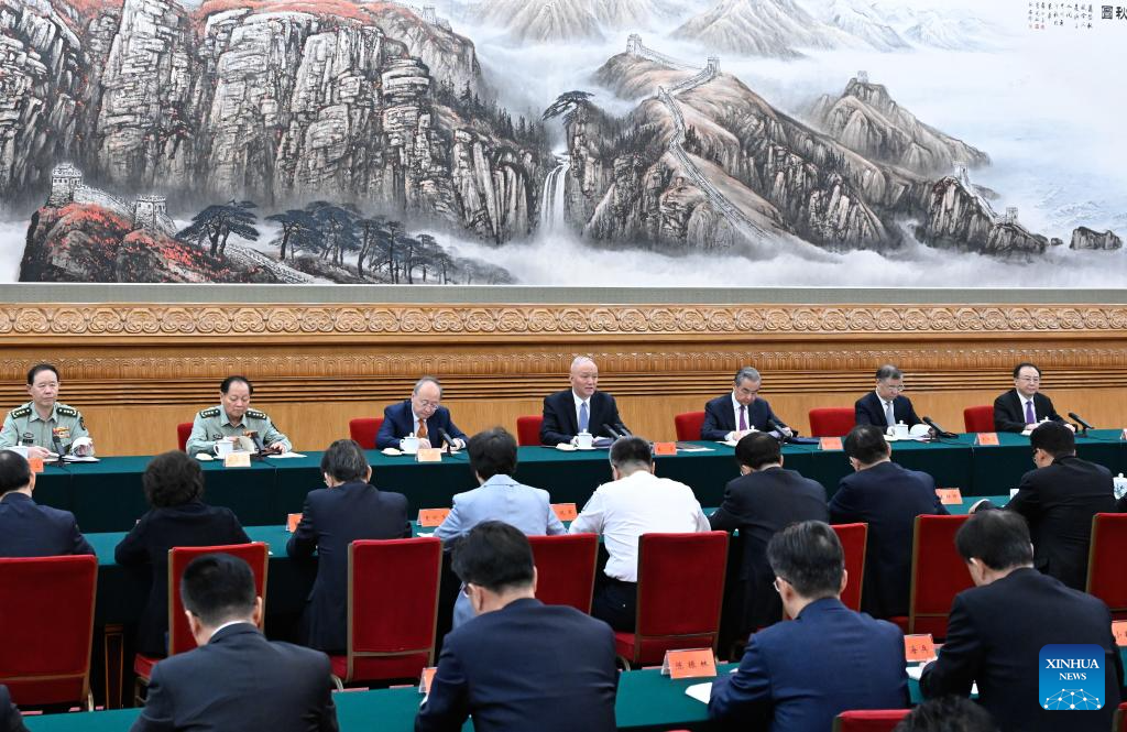9.18习近平亲切接见中国人民抗日战争暨世界反法西斯战争胜利80周年纪念活动筹办工作各方面代表2.jpeg
