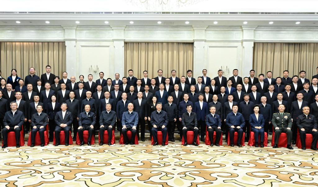 9.24习言道｜把祖国的新疆建设得越来越美好6.jpeg