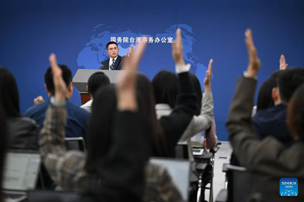 10.16国台办：台湾居民来大陆落地办证将扩至全部符合条件的口岸1.jpeg