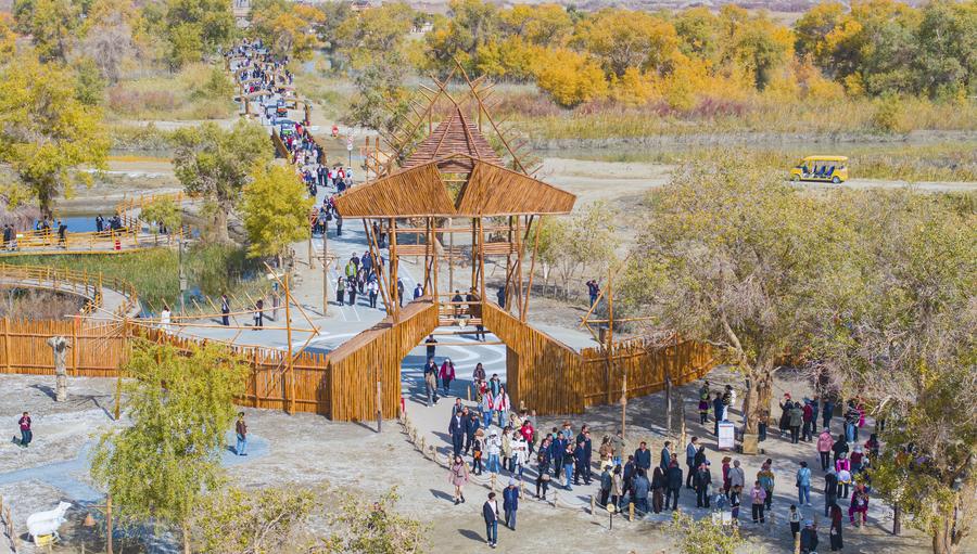 10.21 2025年前三季度全国居民人均可支配收入同比名义增长5.1%.jpeg