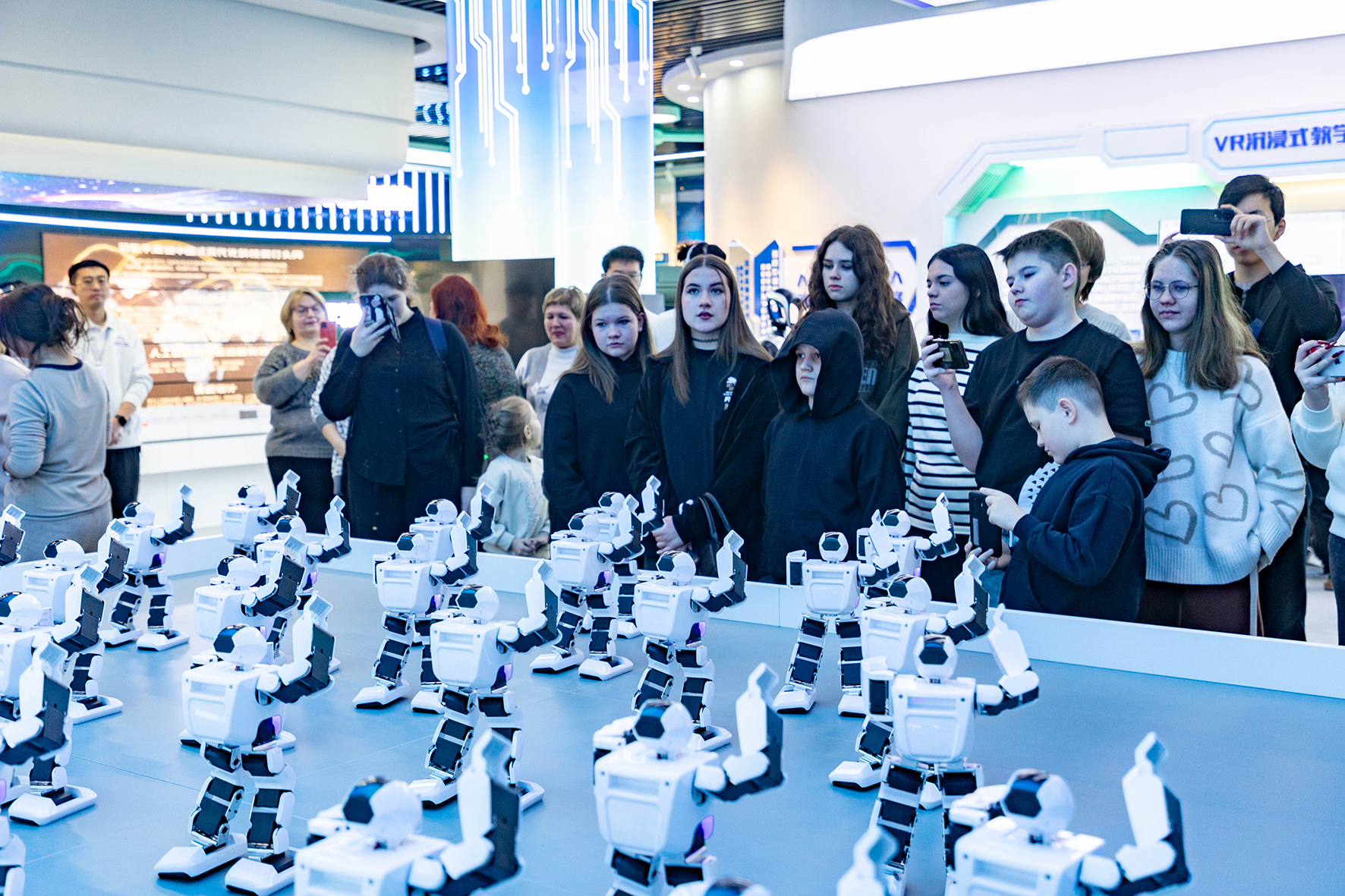 4.1 满洲里迎来跨境文化交流热潮 04.jpg