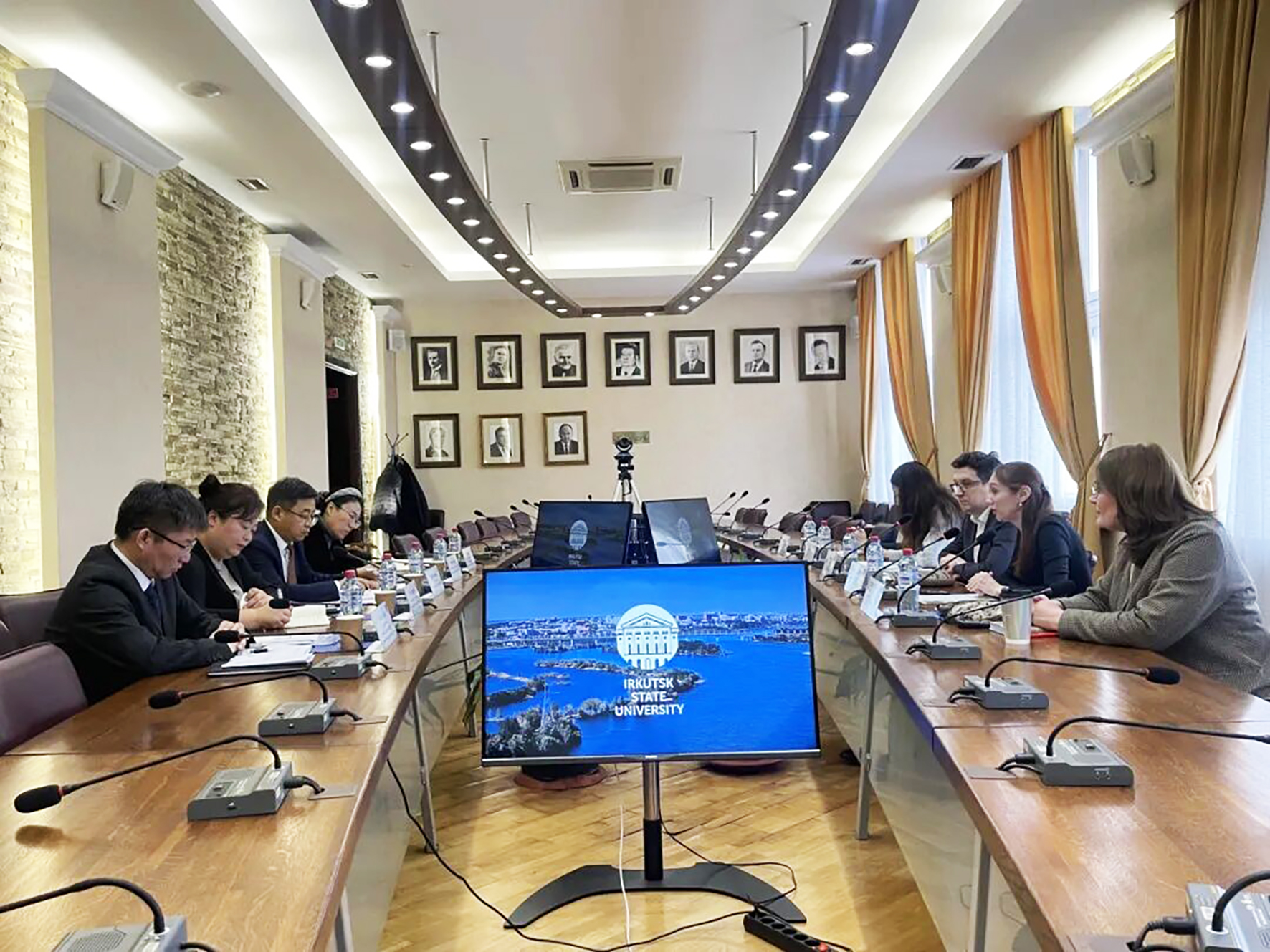 4.1 满洲里俄语职业学院01.jpg