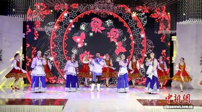 1.15“蜜都”饶河:界江连友谊 中俄青少年同贺新春1.png