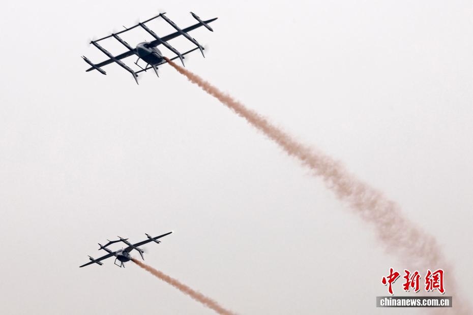 2.9全球首款 5 吨级 eVTOL“V5000 天际龙”完成首次公开飞行2.jpg