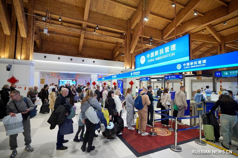 2.26海南自贸港封关后首个春节假期接待游客超1232万人次1.jpg