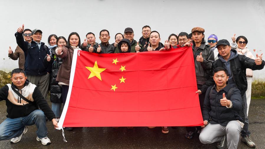 3.2 18名中国公民自伊朗撤离至阿塞拜疆1.jpeg