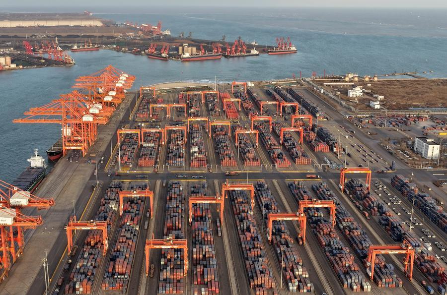 3.11增速重回两位数, 彰显韧性与活力, 中国外贸开年“超预期增长”.jpeg