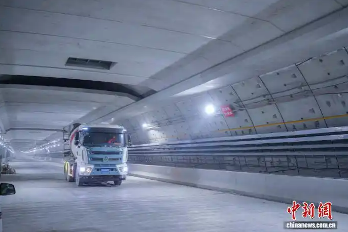 3.19世界最大直径水下盾构隧道! 济南黄岗路黄河隧道双层贯通2.png