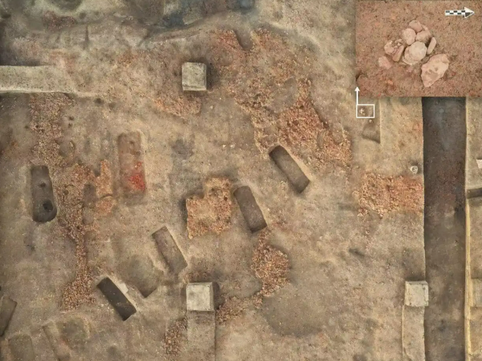 3.20六千年前“制造业”雏形 无锡斗山遗址出土石纺轮作坊1.png