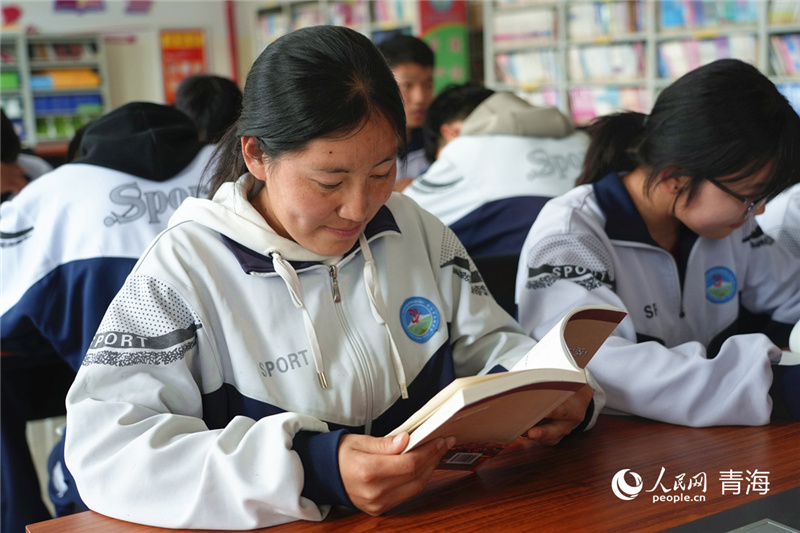 4.17青海同仁：排进课表的非遗 不让传统文化“留级”6.jpg