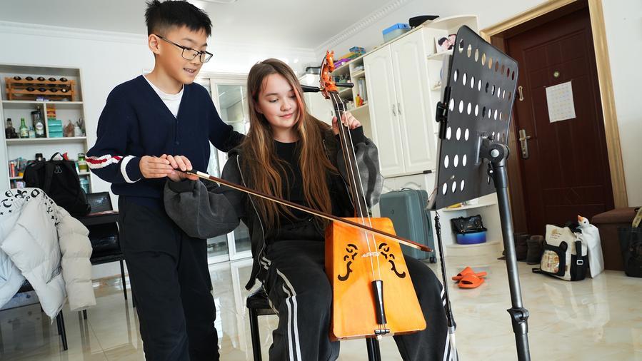 2.9当中国成为家：俄罗斯青少年沉浸在即将到来的春节氛围中3.jpg