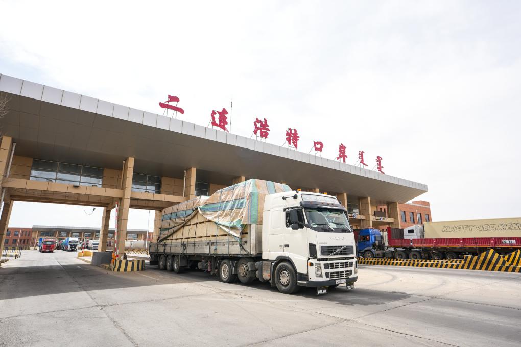 5.8蒙古商人眼中的14年与中国的跨境贸易.jpg