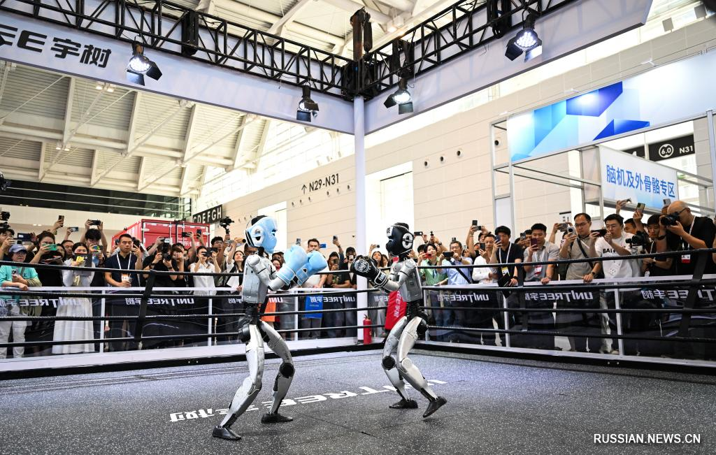 6.1天津高校硬核成果亮相2026世界智能产业博览会1.jpg