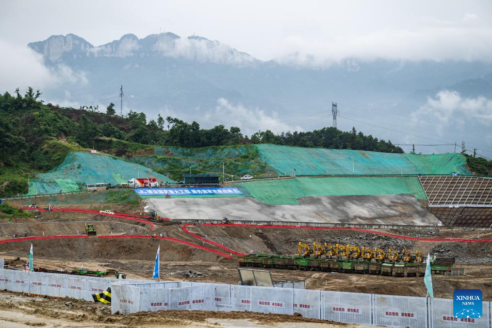 6.9峡水运新通道开工 中国扩容长江黄金水道5.jpeg
