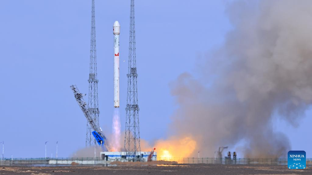 6.10朱雀二号改进型遥六运载火箭点火升空 一箭双星成功入轨2.jpeg