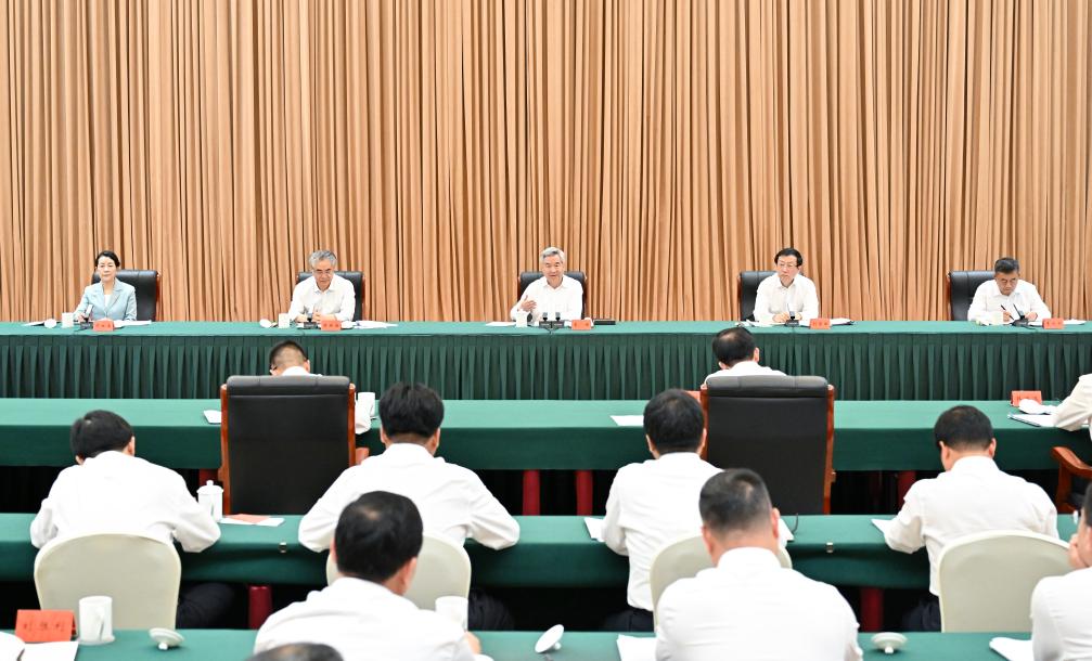 6.11李希在河南调研时强调 牢固树立和践行正确政绩观 推进新征程纪检监察工作高质量发展2.jpeg