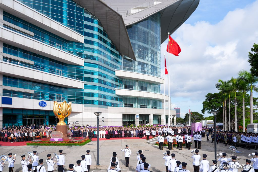 7.2香港举行升旗仪式和酒会庆祝回归祖国29周年3.jpg