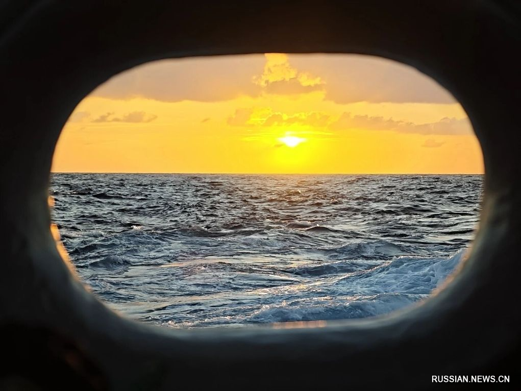 7.10海上的日落之美8.jpg