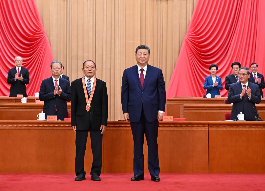 7.2习近平:中国共产党团结带领各族人民书写了中华民族最恢宏的史诗7.jpeg