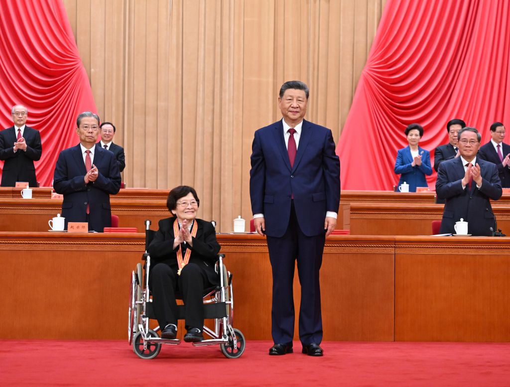 7.2习近平:中国共产党团结带领各族人民书写了中华民族最恢宏的史诗8.jpeg