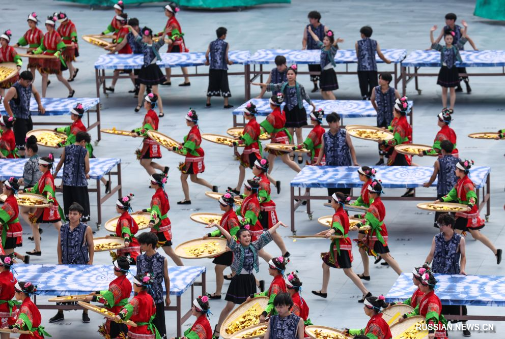 7.27黔东南苗族侗族自治州庆祝成立70周年1.jpg