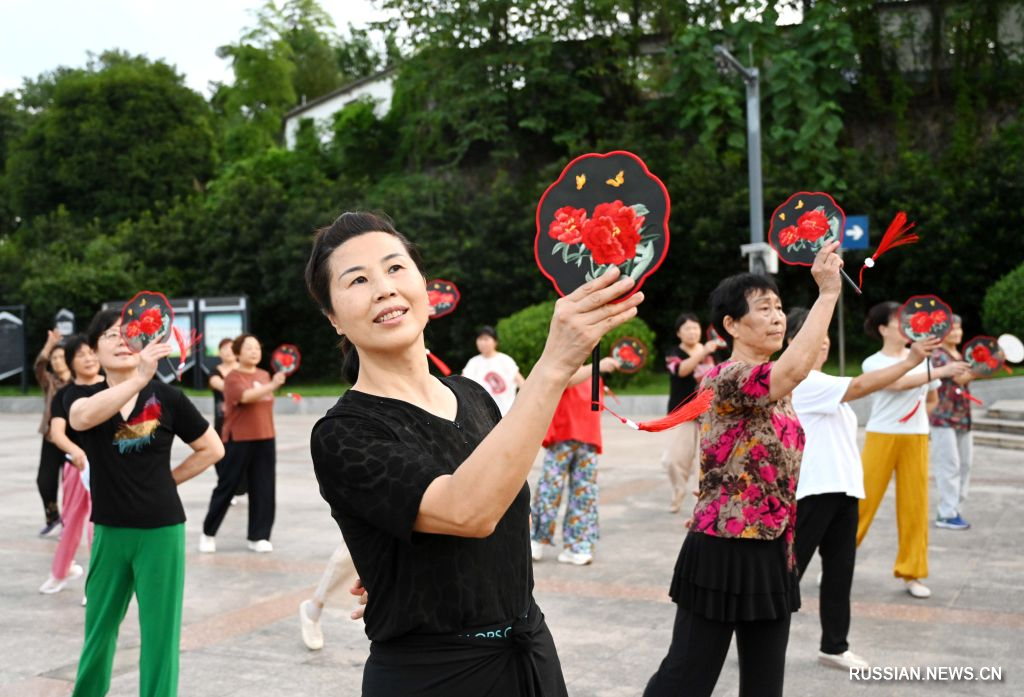 8.10天天健身,天天快乐;全民健身,全民健康3.jpg