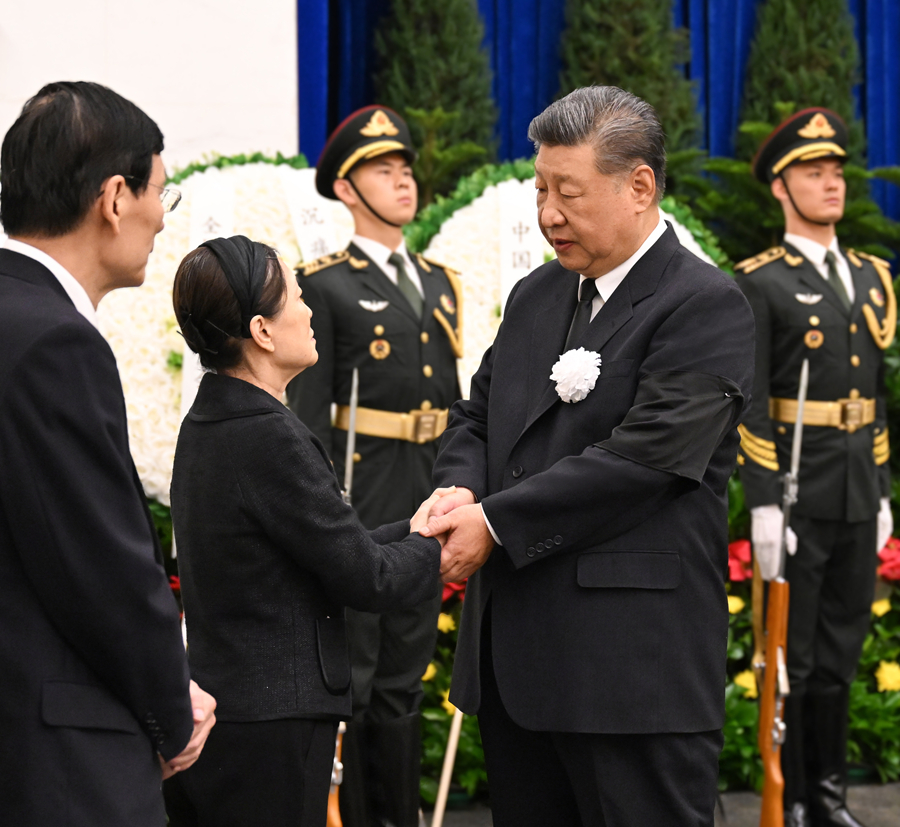 朱镕基同志遗体在京火化.jpg