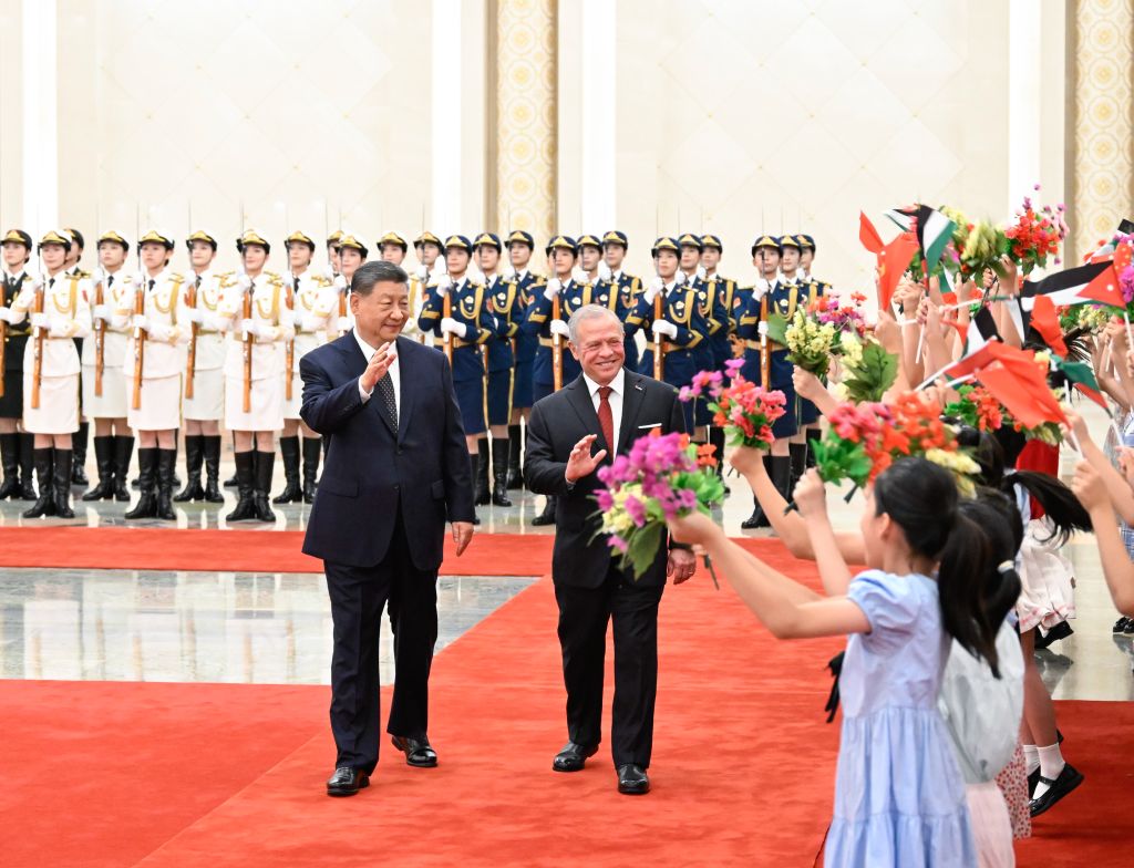 8.25习近平同约旦国王阿卜杜拉二世会谈3.jpeg